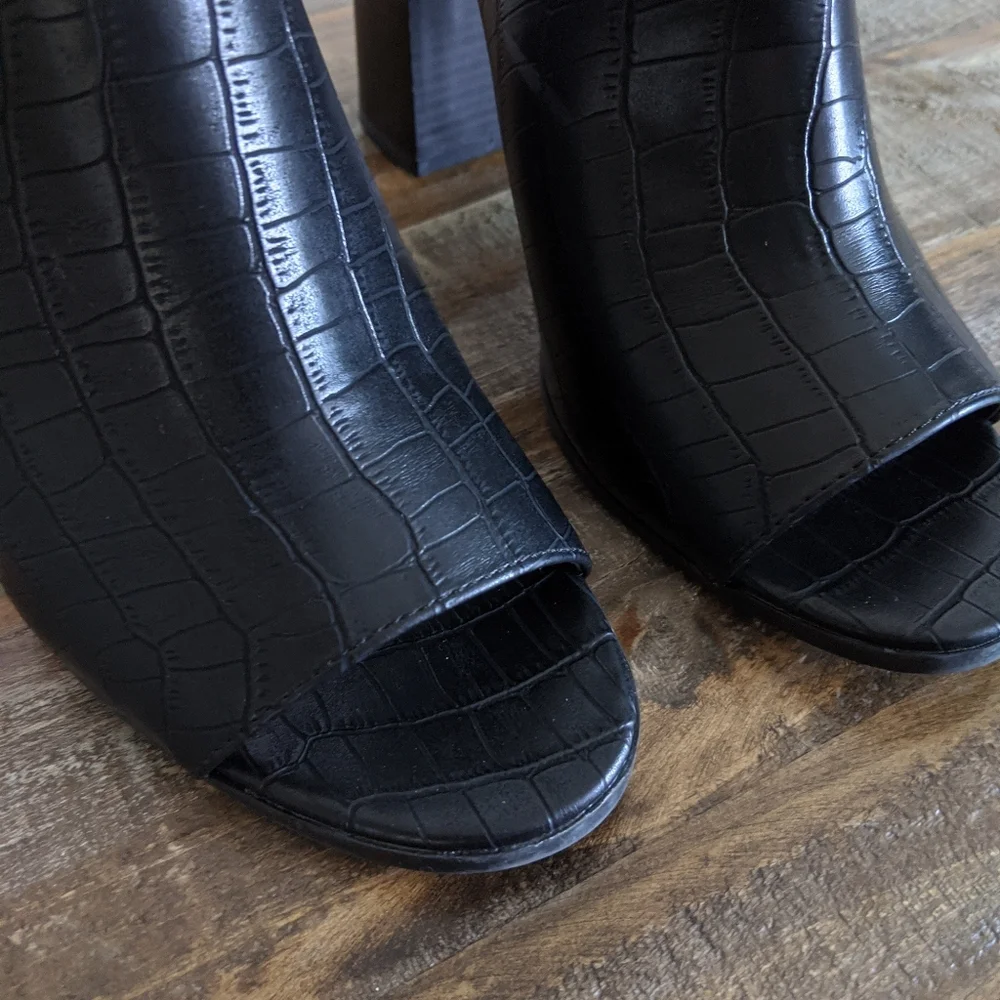🆕🌿BLACK HEEL MULE SANDALS🌿